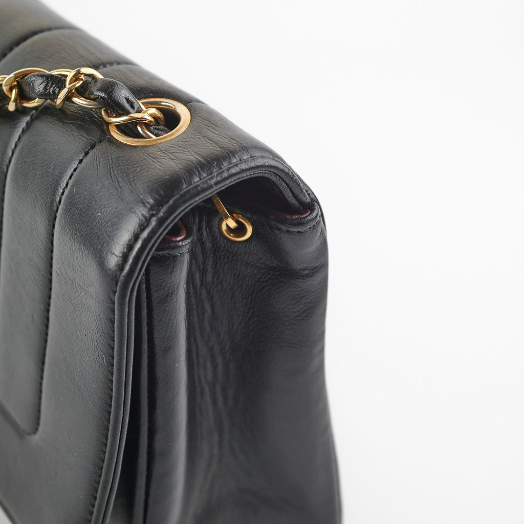Chanel Vintage Lambskin Vertical Flap Bag Black