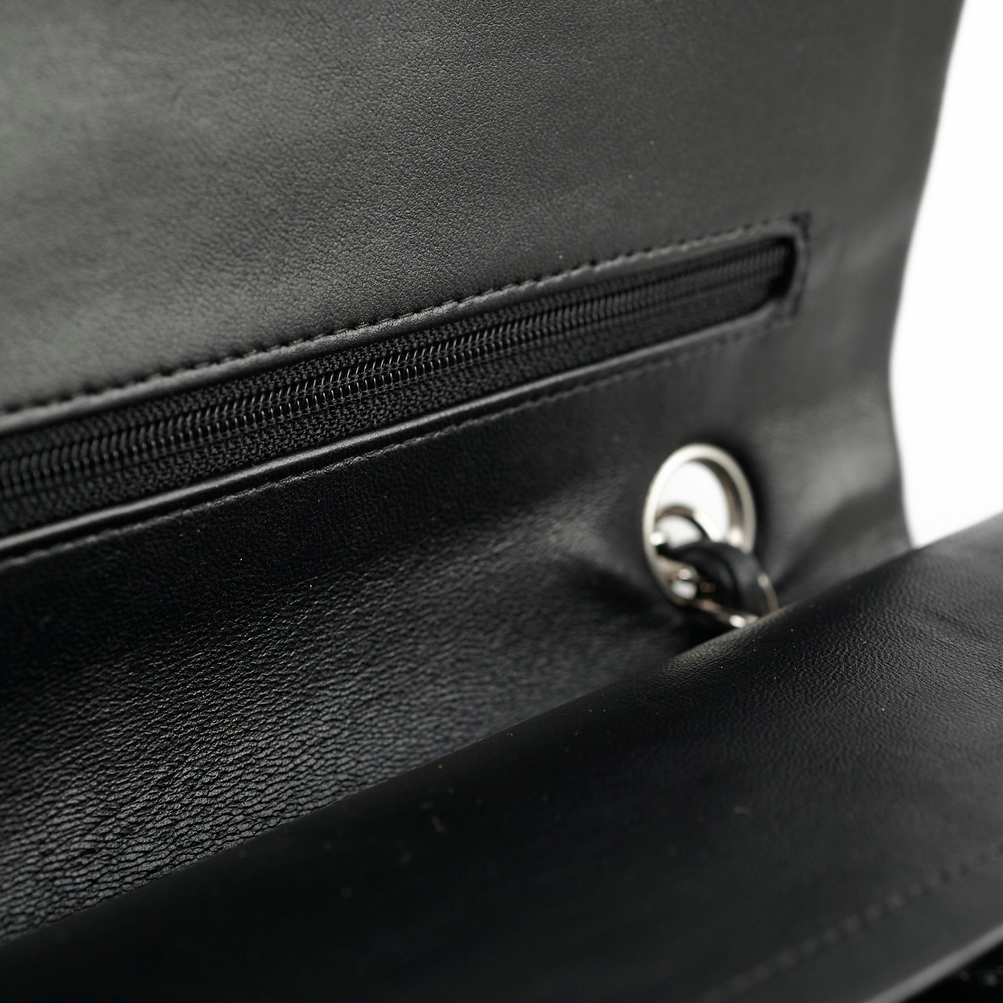 Chanel Classic Flap Medium M/L Lambskin Black