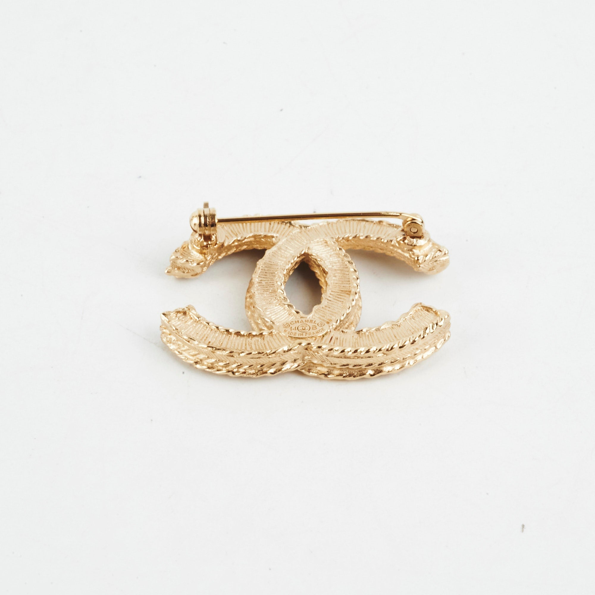 Chanel CC Logo Pearl Gold Brooch Costume Jewellery