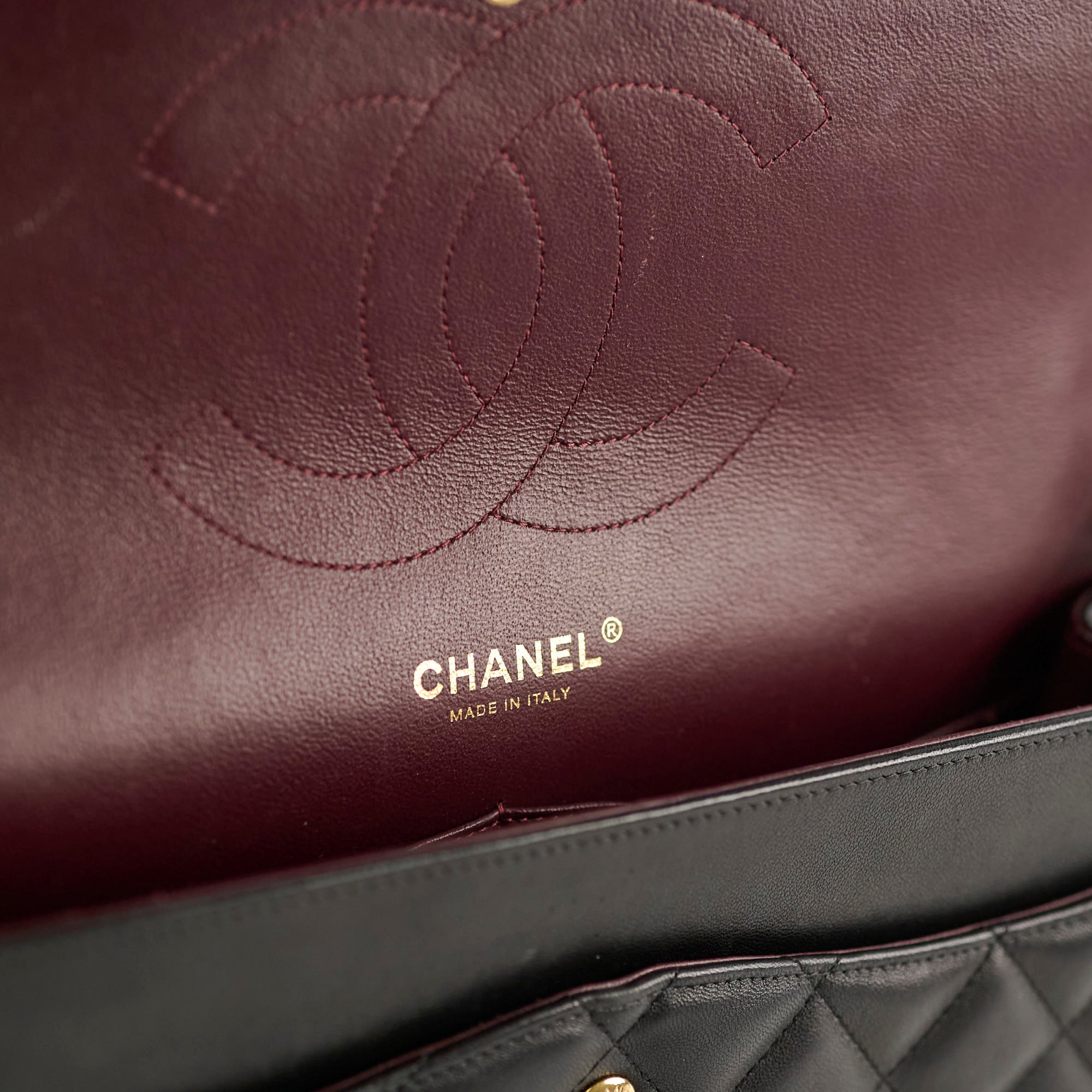 Chanel Jumbo Double Flap Lambskin Black GHW (19 series)