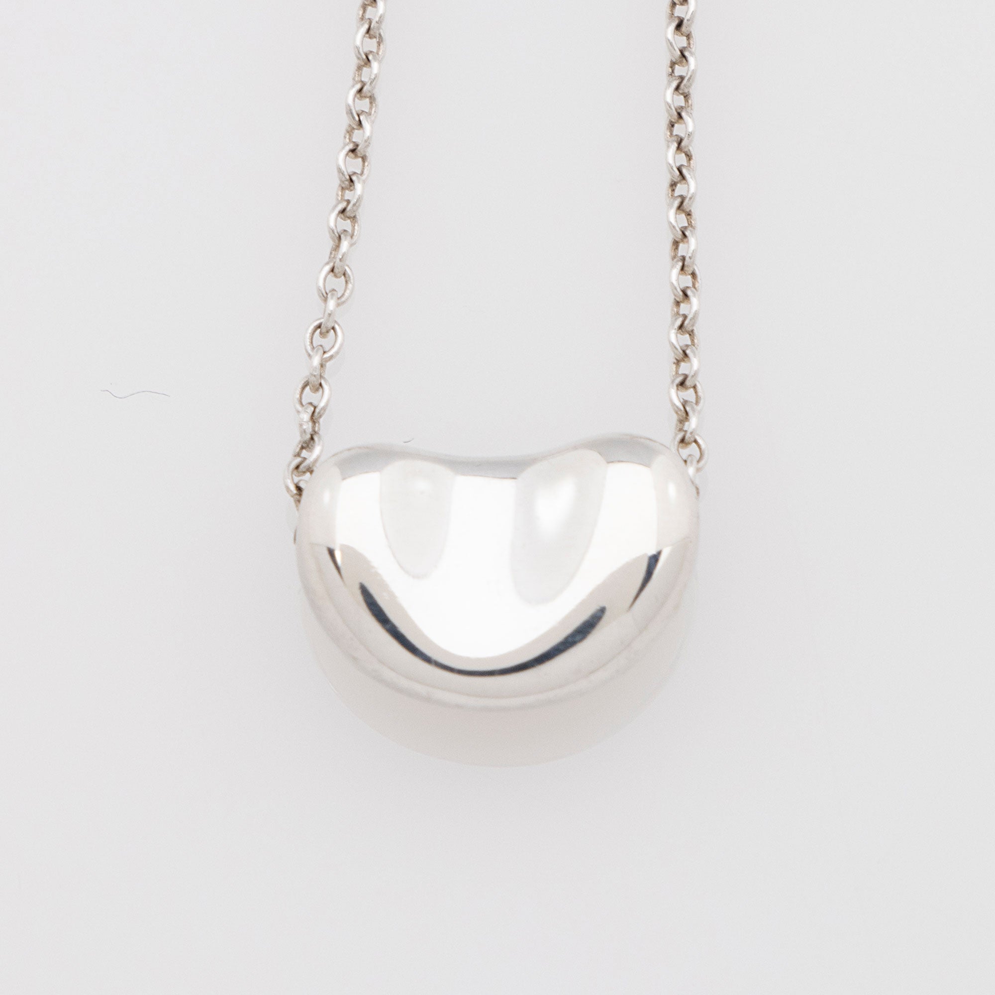 Tiffany & Co. Elsa Peretti Sterling Silver Bean 9mm Necklace