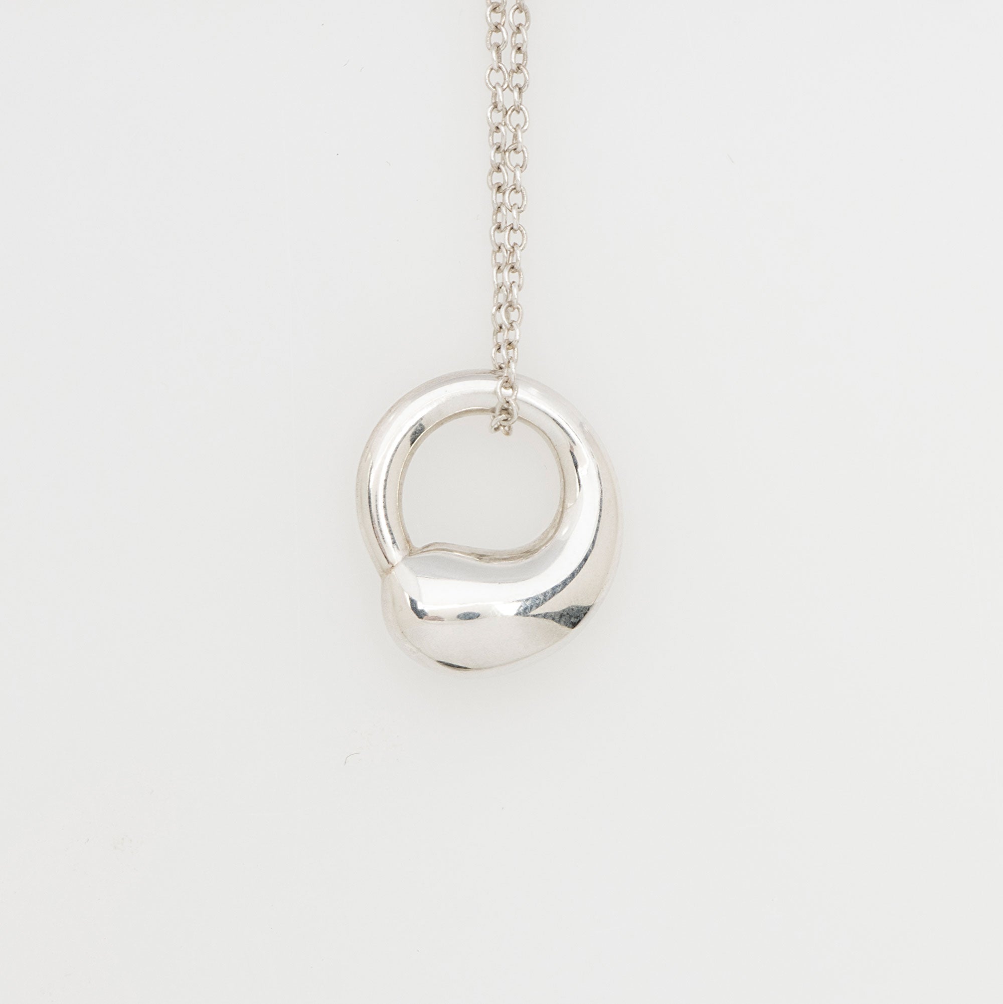 Tiffany & Co. Elsa Peretti Sterling Silver Eternal Circle Necklace