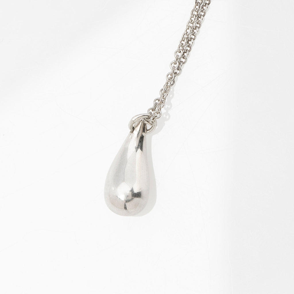 Tiffany & Co. Elsa Peretti Sterling Silver Teardrop 12mm Necklace