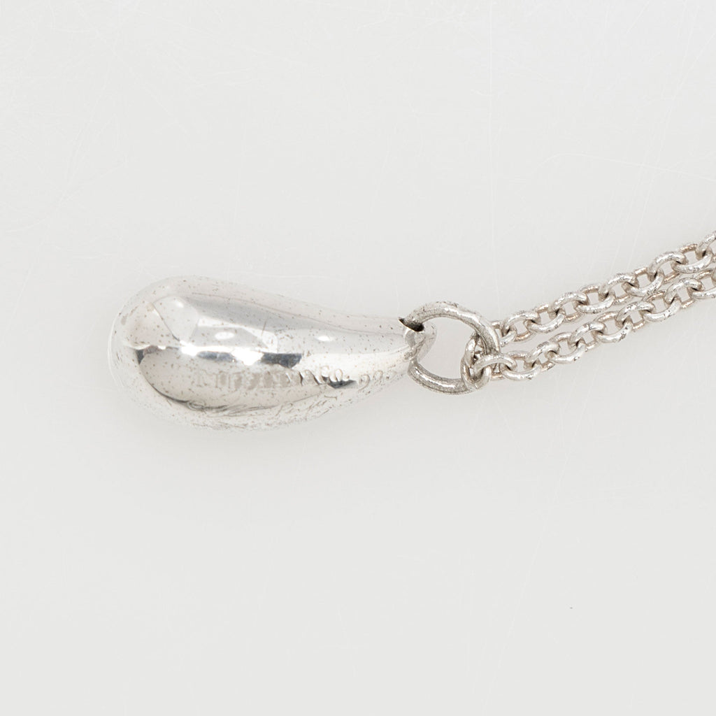 Tiffany & Co. Elsa Peretti Sterling Silver Teardrop 12mm Necklace