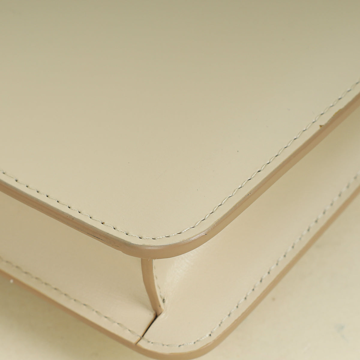 Tom Ford Ivory Whitney E/W Shoulder Bag