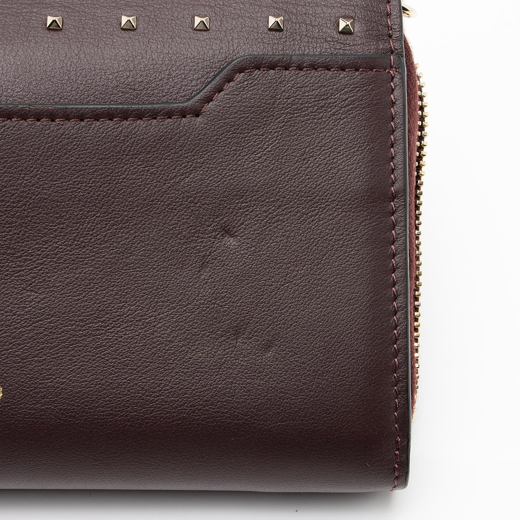 Valentino Calfskin Carry Secrets Rockstud Chain Wallet (SHF-23163)