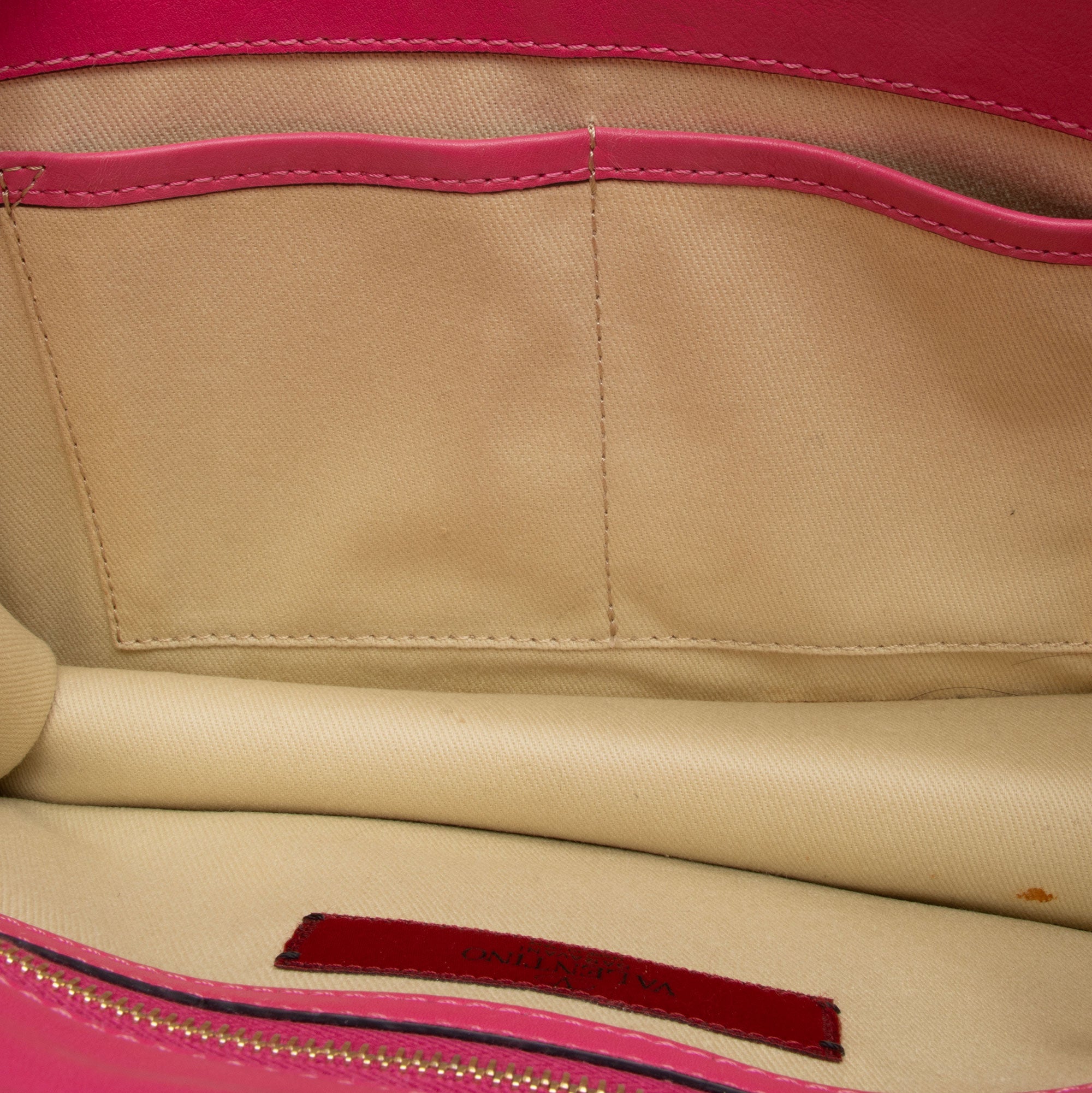 Valentino Calfskin Glam Lock Medium Shoulder Bag (SHF-H9eHek)
