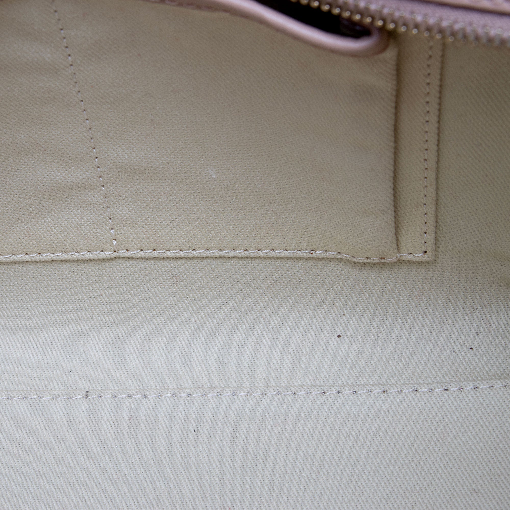Valentino Calfskin Rockstud Double Handle Small Tote (SHF-9JPf5P)