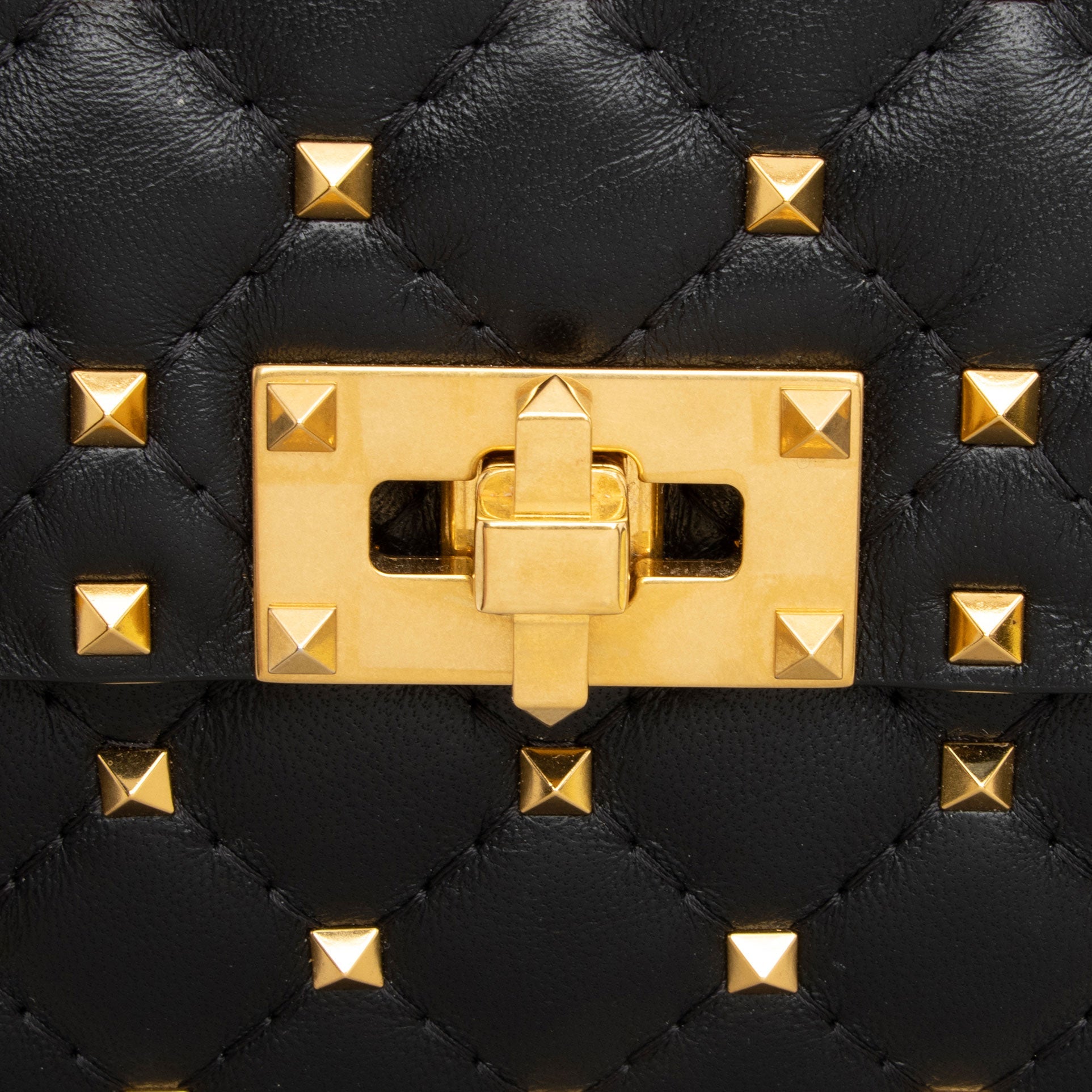 Valentino Calfskin Rockstud Spike Up Shoulder Bag (SHF-2OXYRm)
