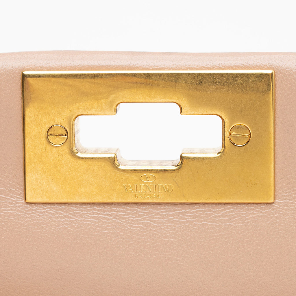Valentino Calfskin Roman Stud Medium Shoulder Bag (SHF-SYRDK3)