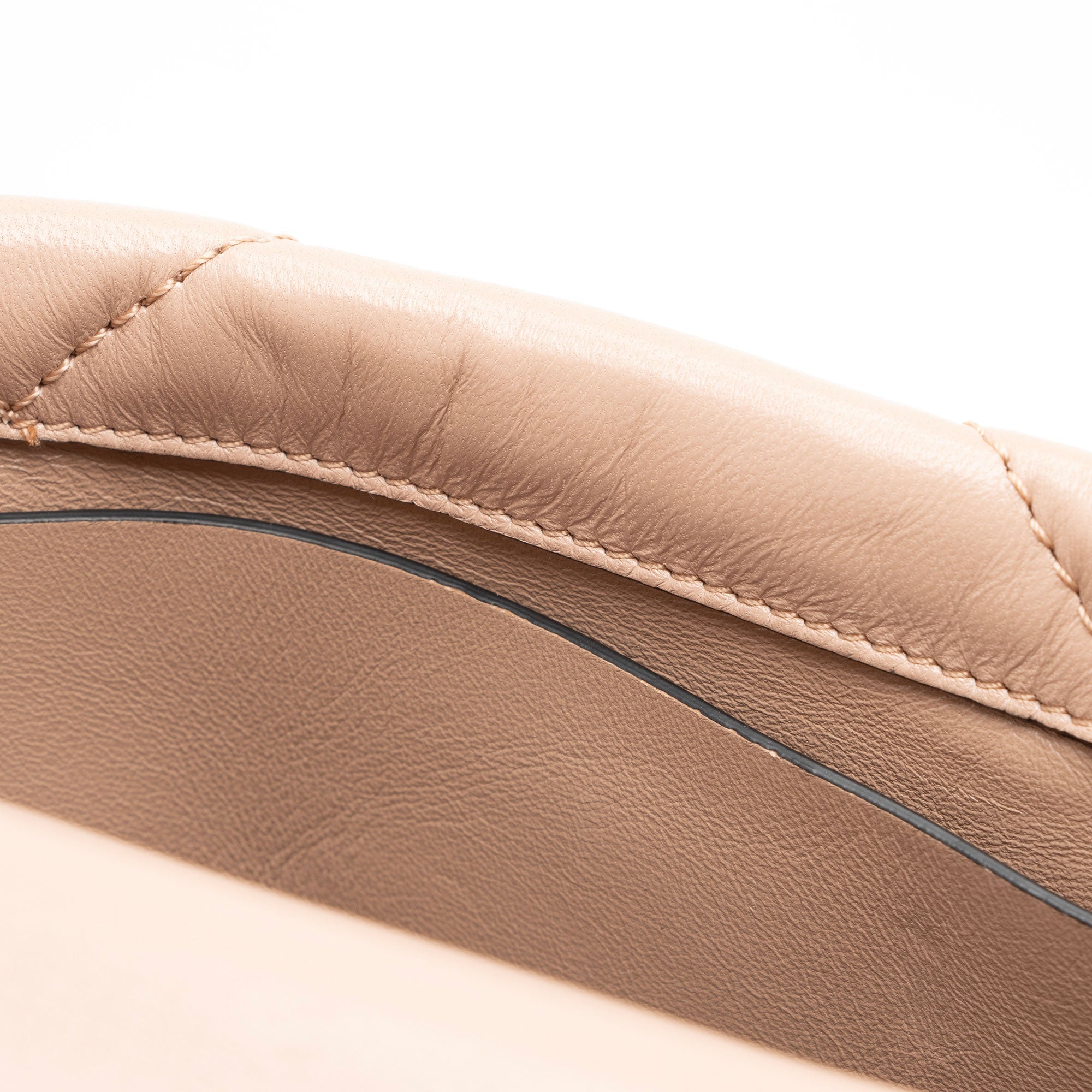 Valentino Calfskin Roman Stud Medium Shoulder Bag (SHF-SYRDK3)