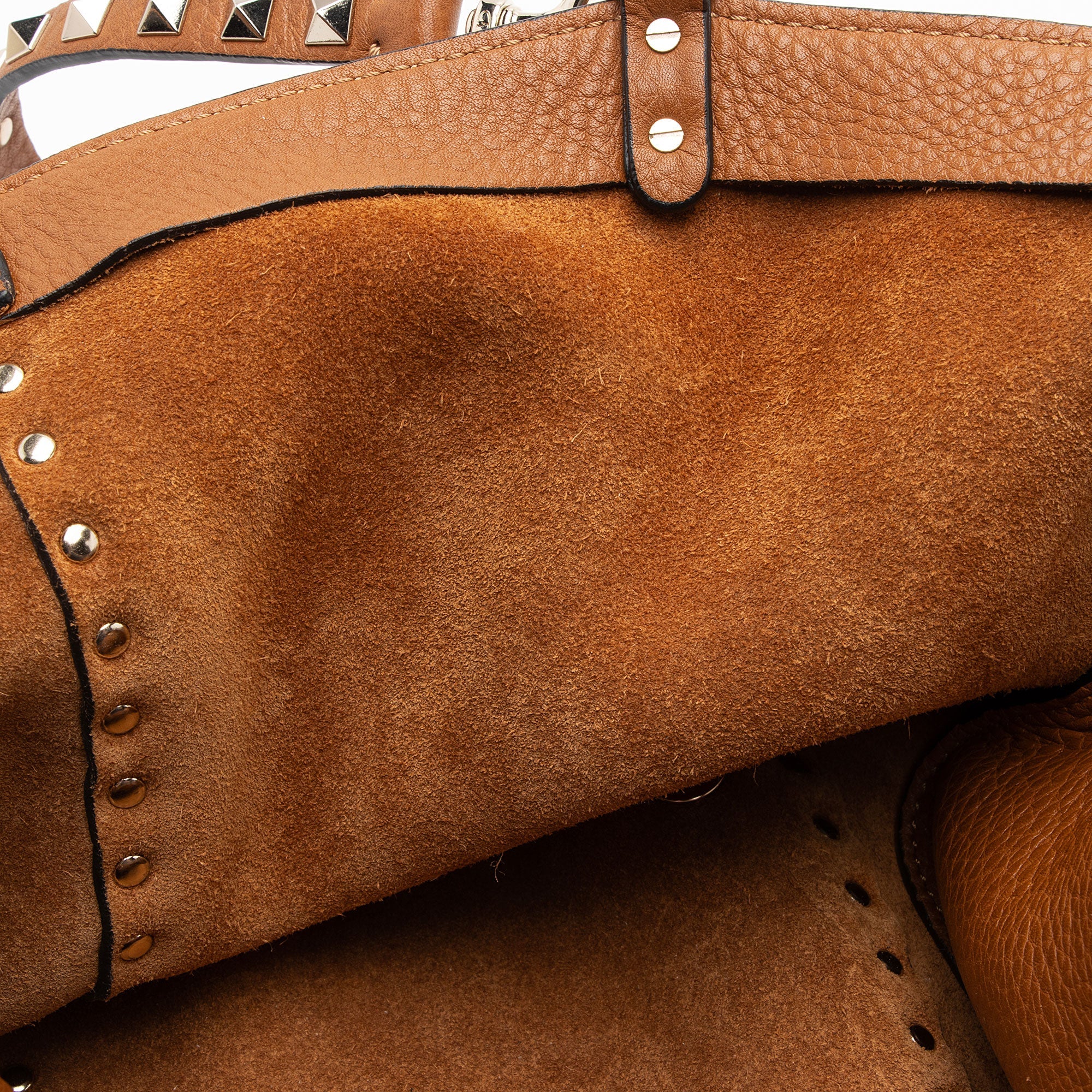 Valentino Grainy Calfskin Rockstud Medium Tote (SHF-EnAOS2)