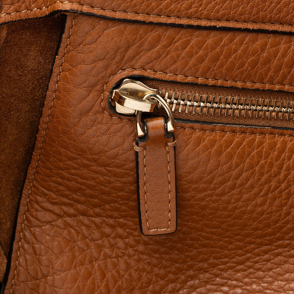Valentino Grainy Calfskin Rockstud Medium Tote (SHF-EnAOS2)