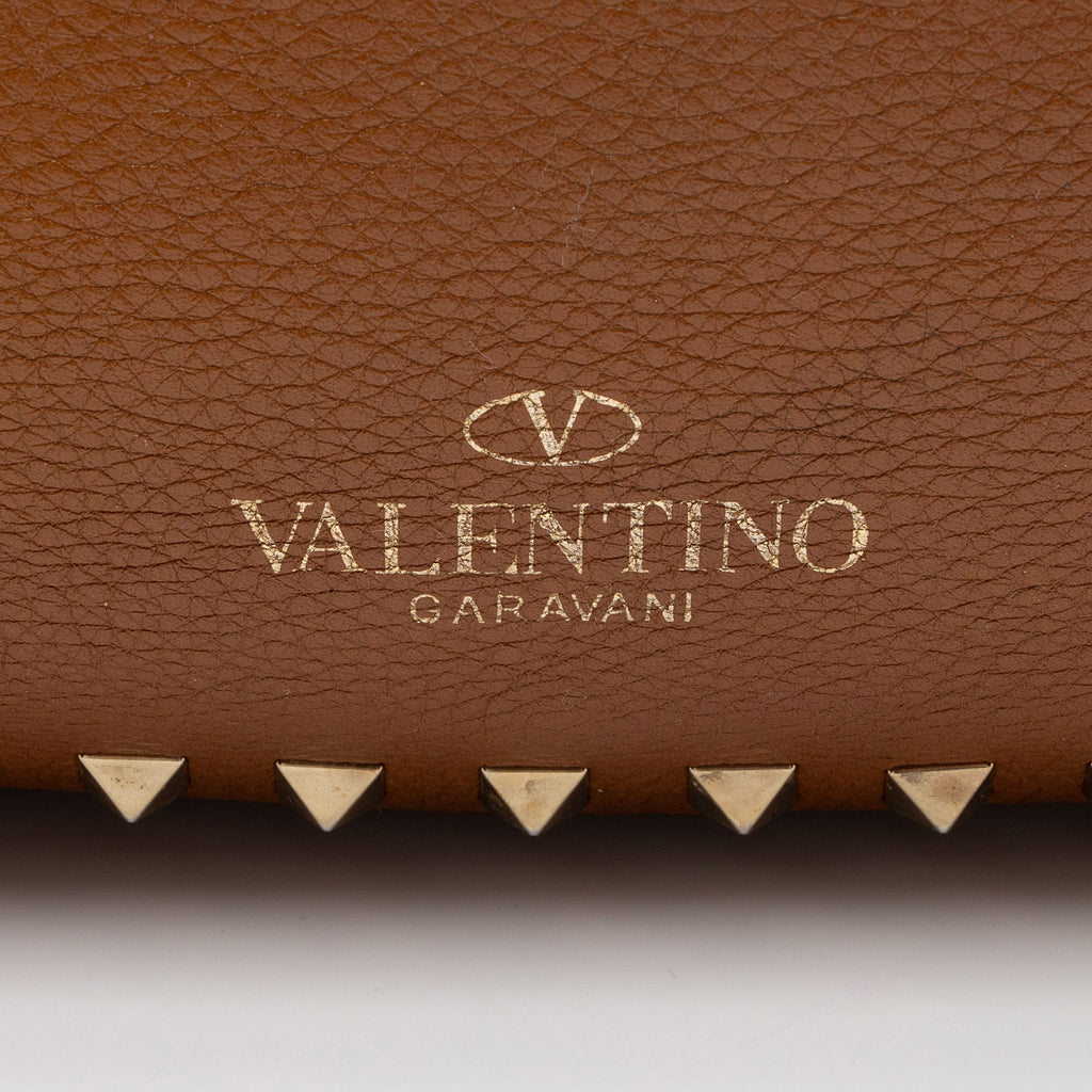 Valentino Grainy Calfskin Rockstud Medium Tote (SHF-7UH6kc)