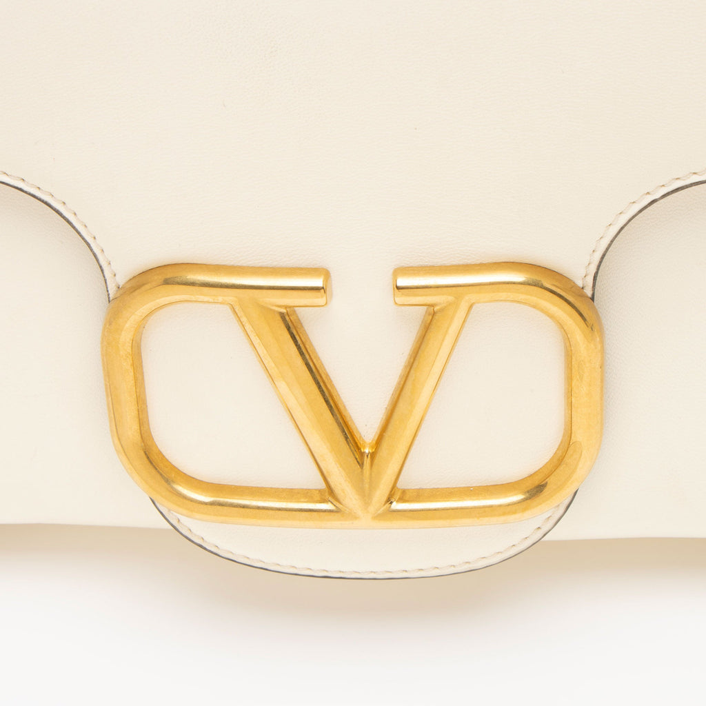 Valentino Lambskin VLogo Stud Sign Shoulder Bag (SHF-AjqgEs)