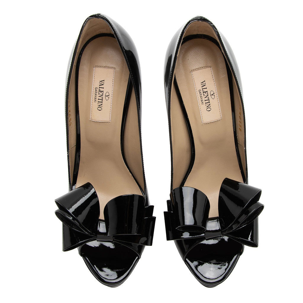 Valentino Patent Leather Couture Bow Peep Toe Platform Pumps - Size 8 / 38 (SHF-vP2PwB)