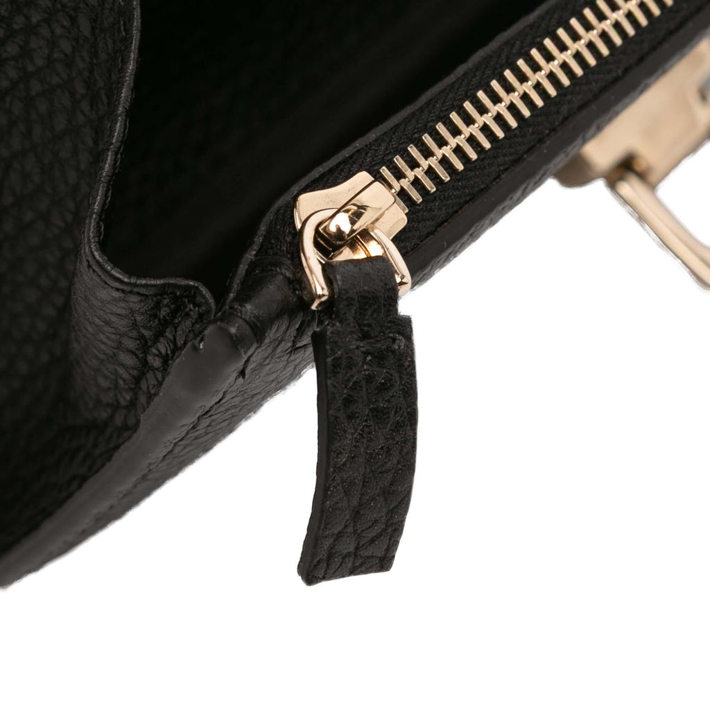 Valentino Pebbled Calfskin Rockstud Flip Lock Wallet On Chain