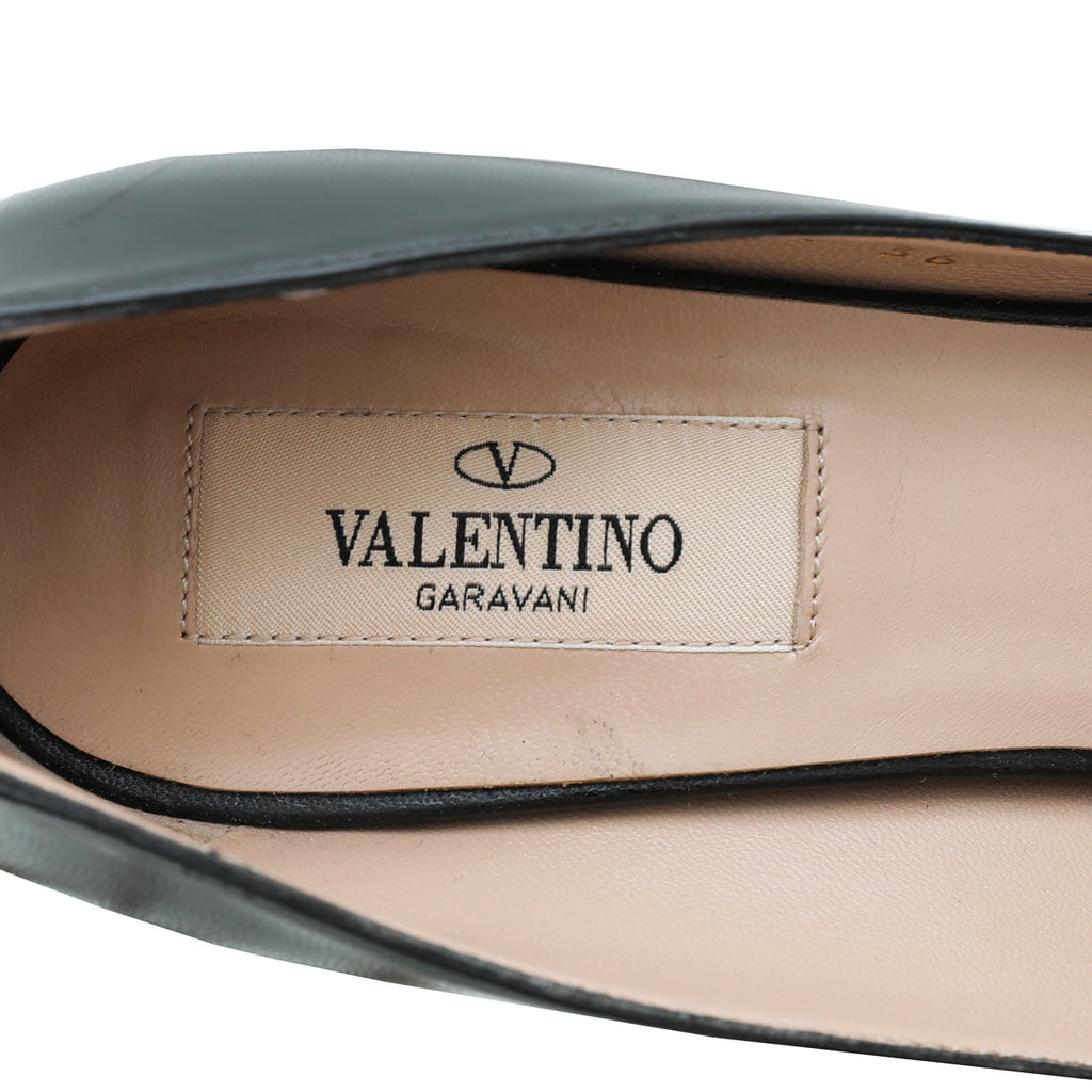 Valentino Black Rockstud Stud Wrap Strap Pump 36