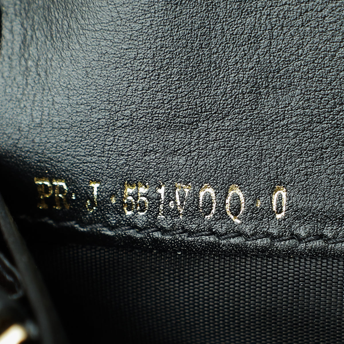 Valentino Bicolor Rockstud Wallet On Chain