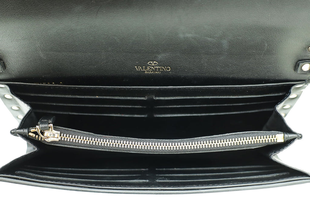 Valentino Bicolor Rockstud Wallet On Chain