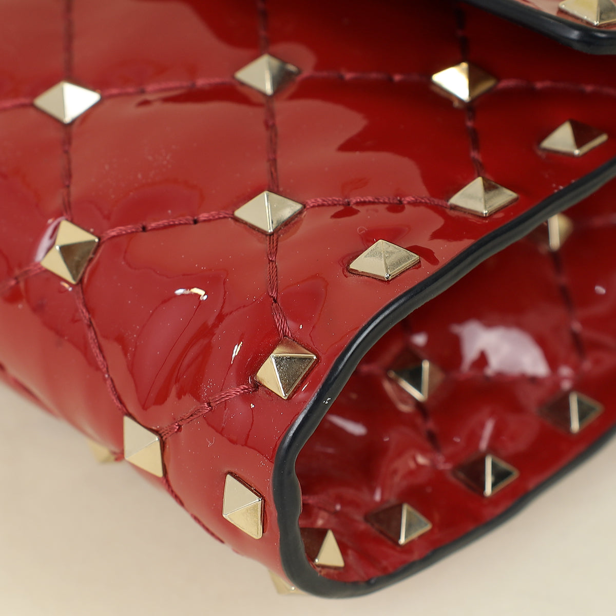 Valentino Red Spike Rockstud Patent Wallet On Chain Clutch