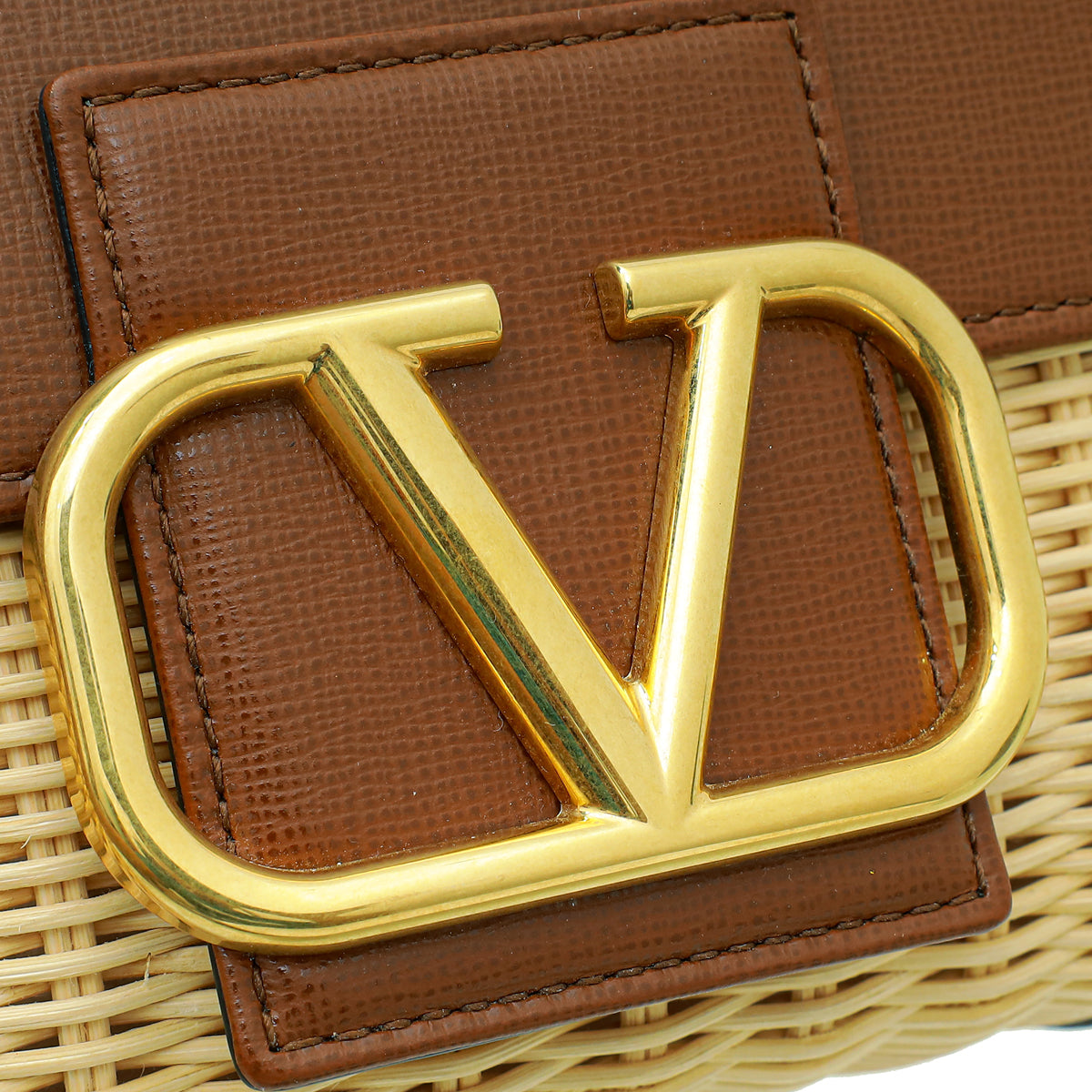 Valentino Bicolor Vlogo Embellished Trimmed Raffia Bag