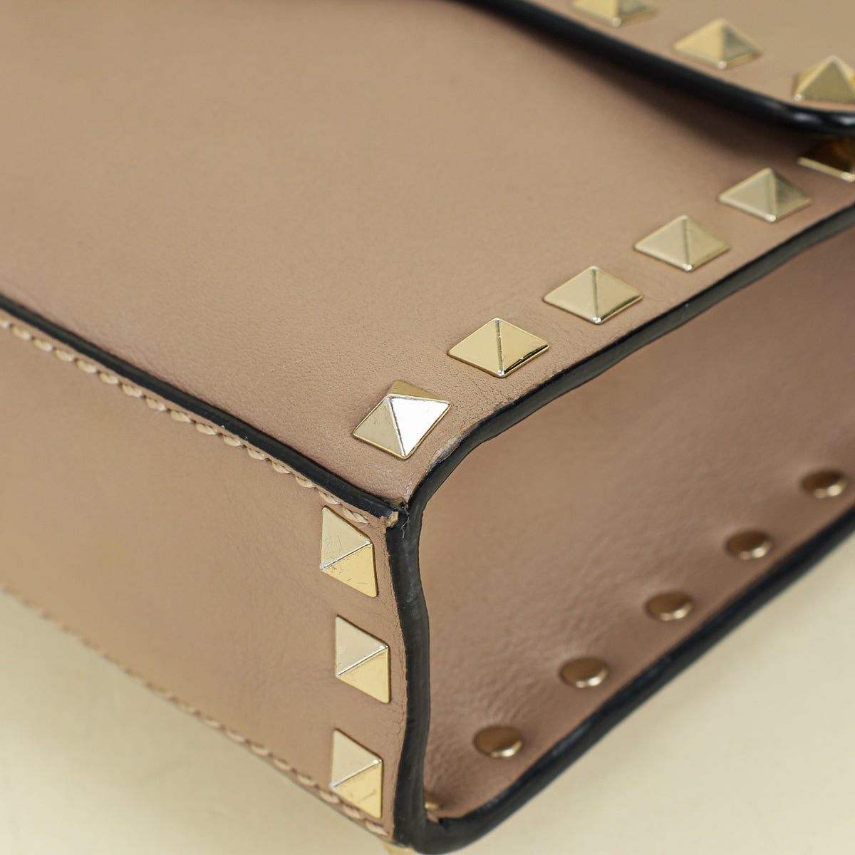 Valentino Poudre Rockstud Flap Crossbody Bag