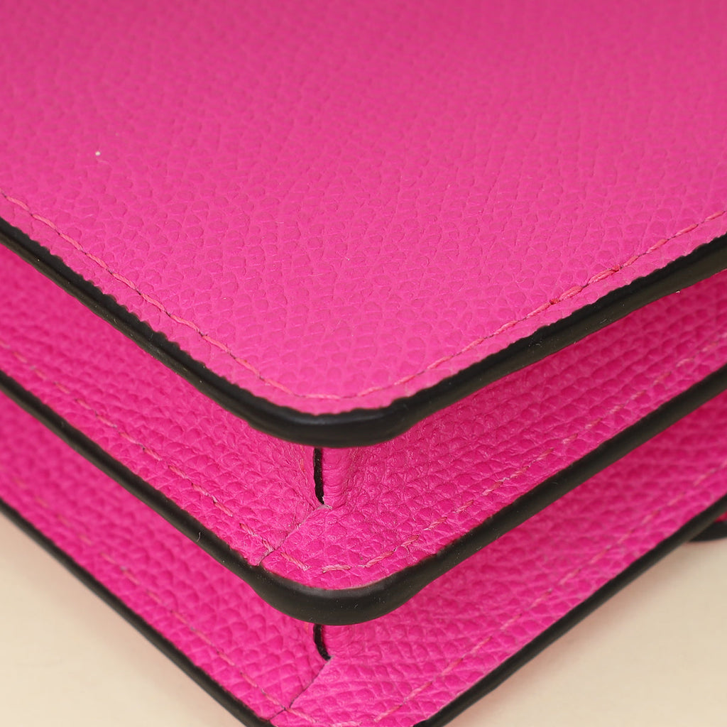 Valentino Fuchsia VLogo Signature Wallet on Chain