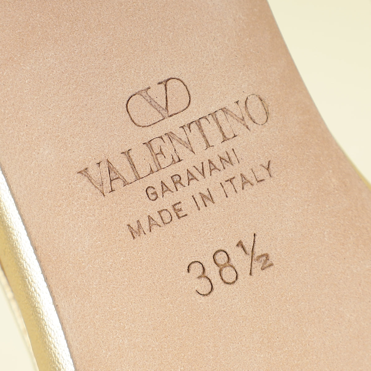 Valentino Metallic Gold Vlogo Signature Slingback Pumps With Cornely Embroidery 38.5