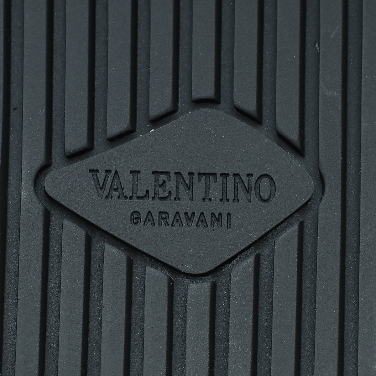 Valentino Bicolor VLTN Logo With Band Low Top Sneaker 39.5