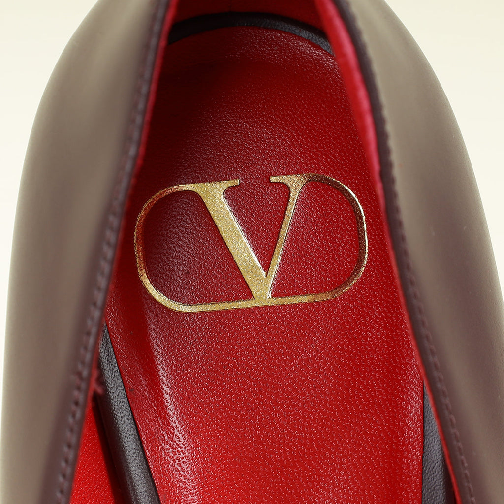Valentino Burgundy Vlogo Pumps 39