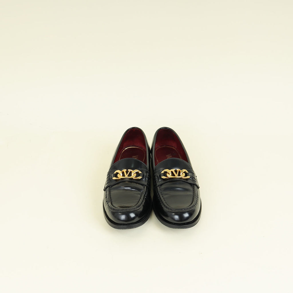Valentino Black Vlogo Chain Loafer 38.5