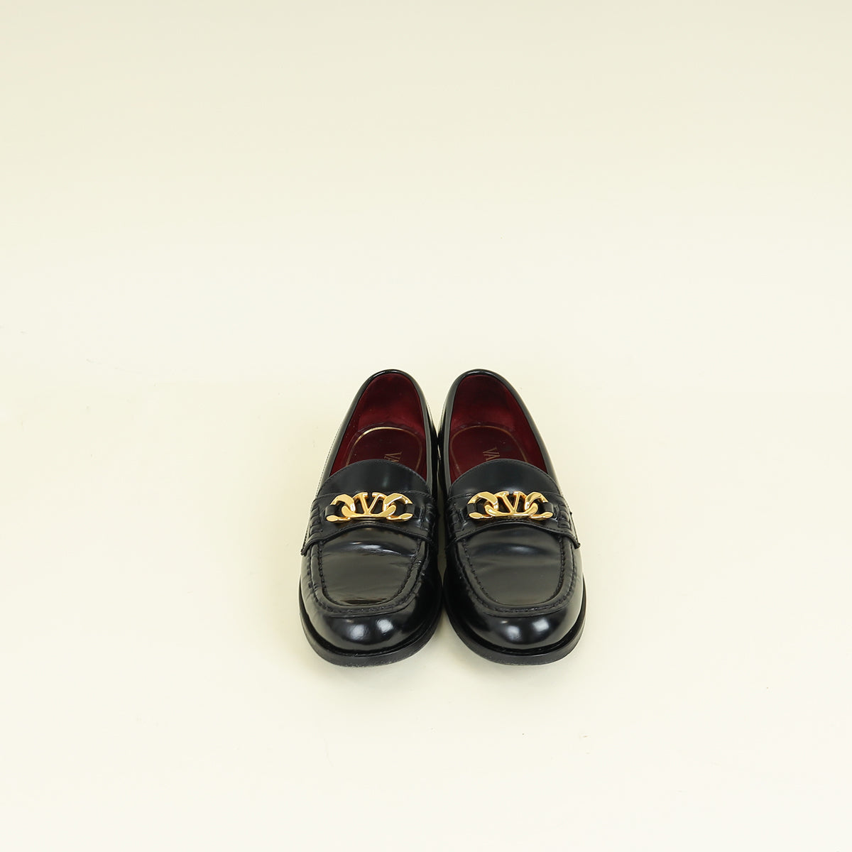 Valentino Black Vlogo Chain Loafer 38.5