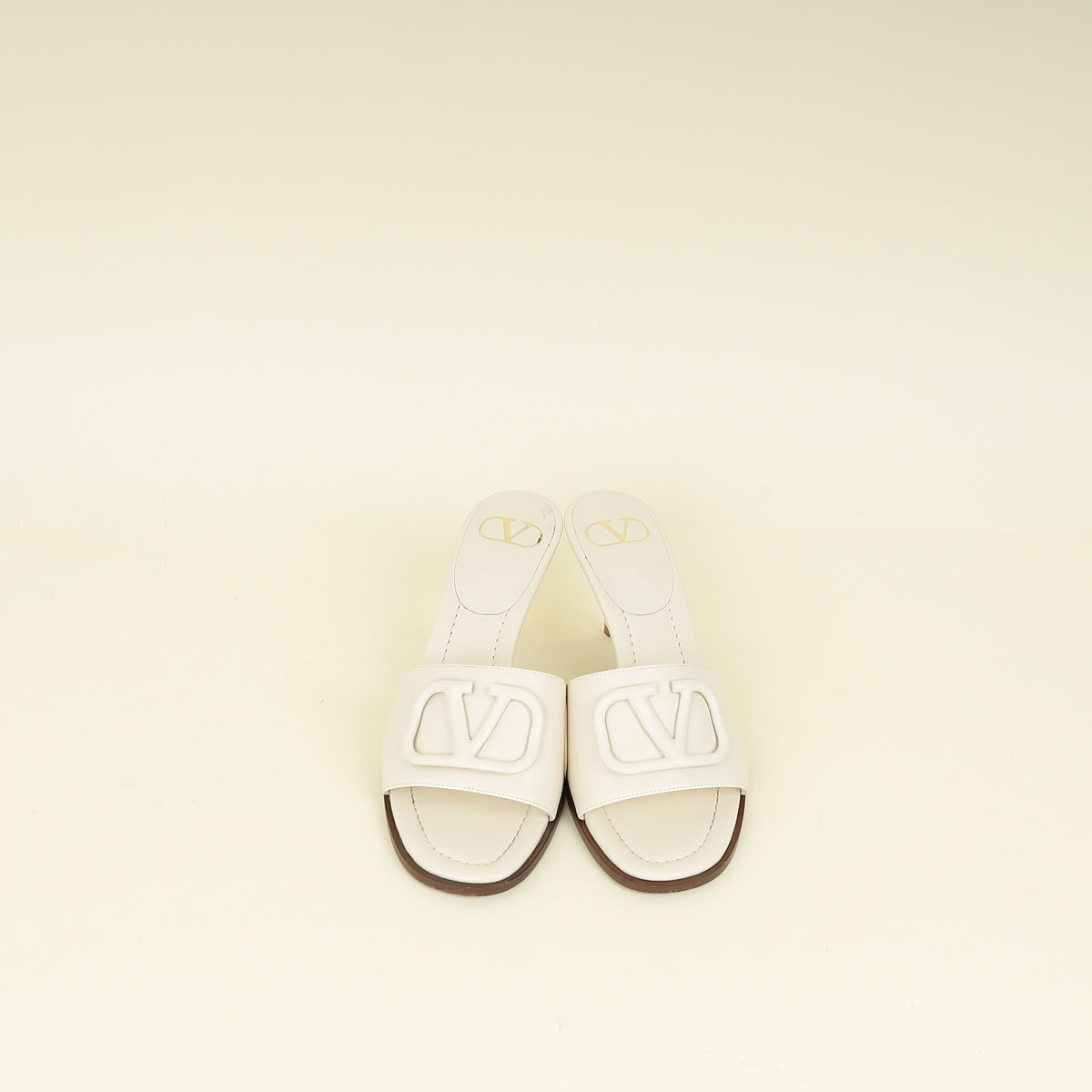 Valentino Cream VLogo Slides Mules 38