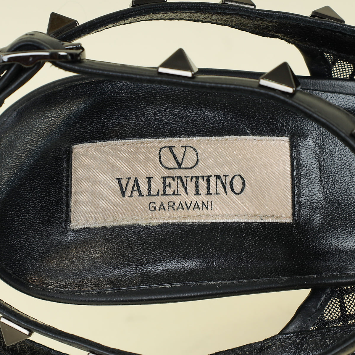 Valentino Black Rockstud 100 Pumps 42