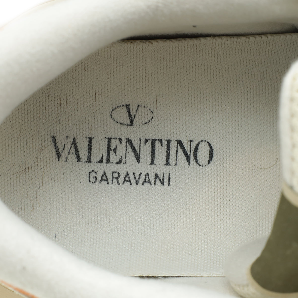 Valentino Cream Bubbleback Sneakers 44