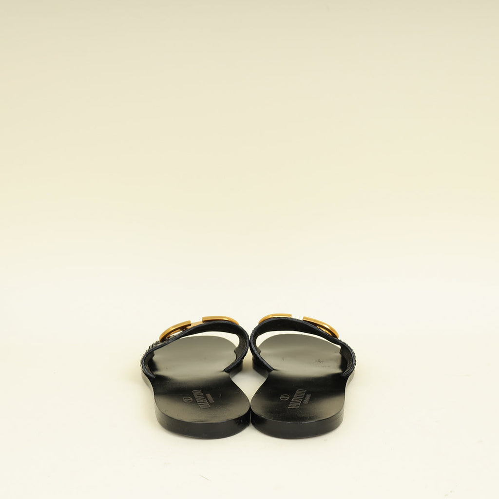 Valentino Black VLogo Slides 37