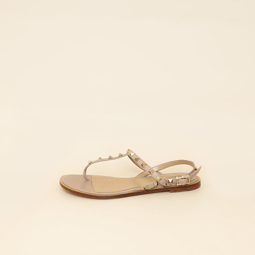 Valentino Poudre Rockstud Thong Flat T-Strap Sandal 38