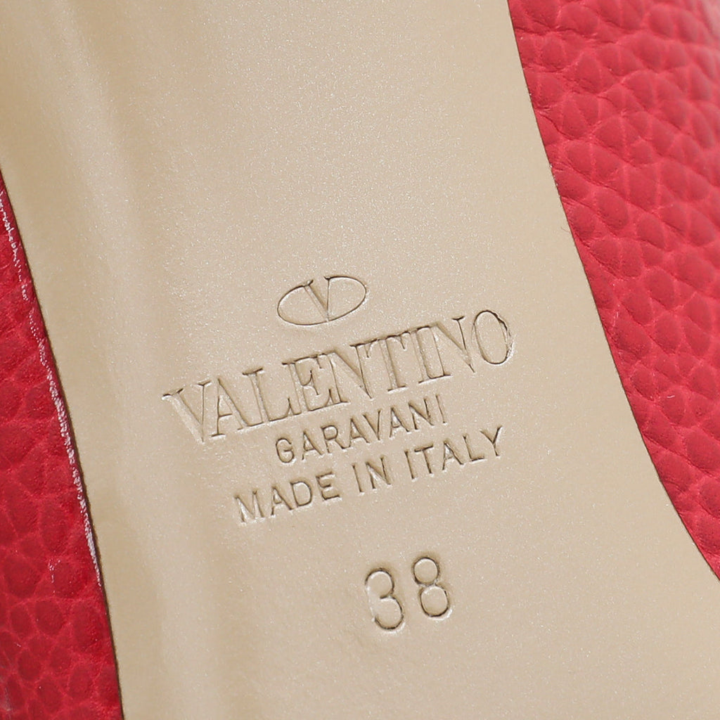 Valentino Red Rockstud Grained Pump 38