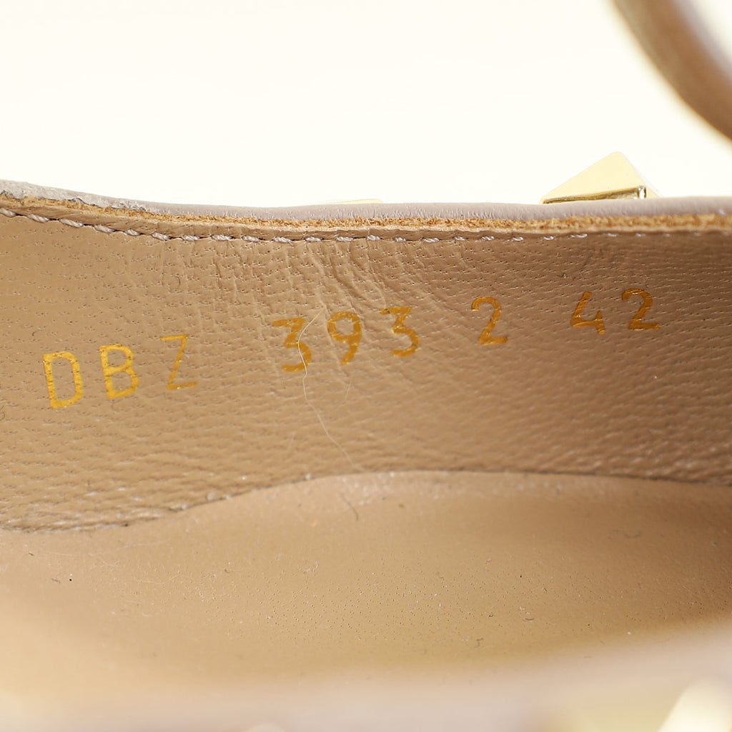 Valentino Poudre Rockstud Caged Ankle Strap 100 Pumps 42