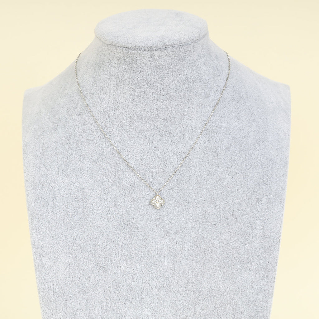 Van Cleef & Arpels Sweet Alhambra Diamond pendant Necklace