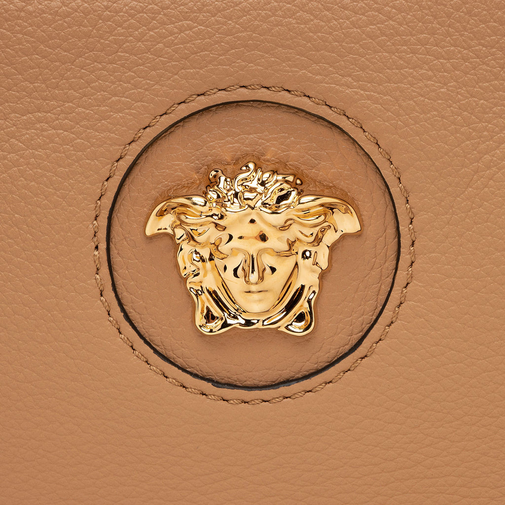 Versace Calfskin Medusa Wristlet (SHF-bmnCxU)