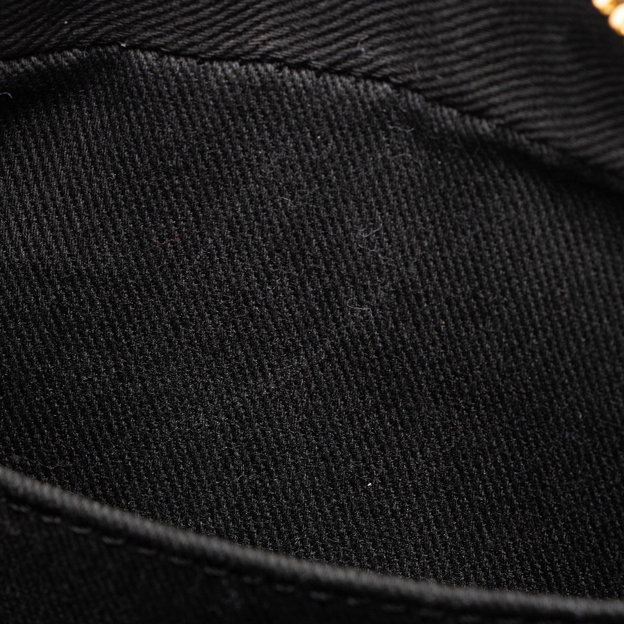 Versace Calfskin Virtus Small Camera Bag (SHF-RbVQo3)