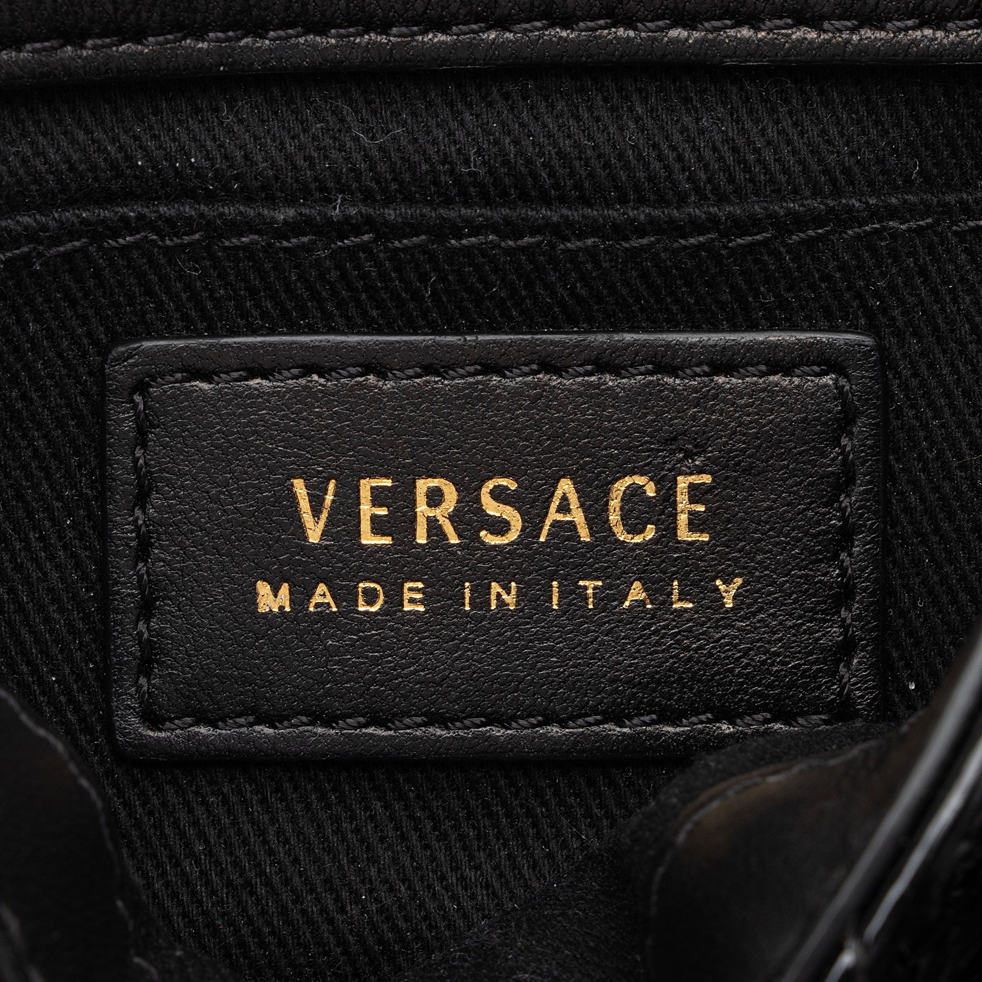 Versace Patent Leather Medusa Padlock Icon Flap Bag (SHF-QJzRU4)