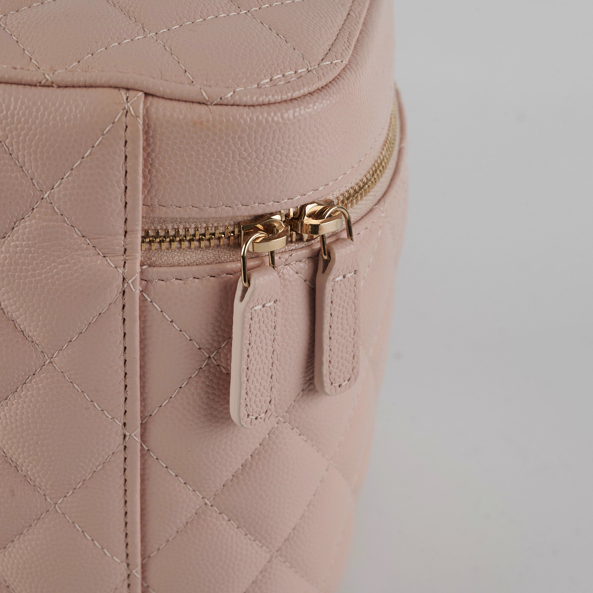 Chanel Caviar Vanity Cosmetic Bag Pink Rose Clair
