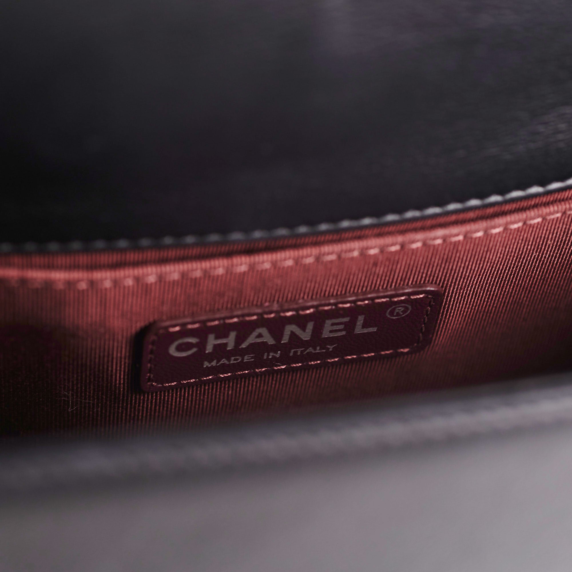 Chanel Old Medium Boy Chevron Black