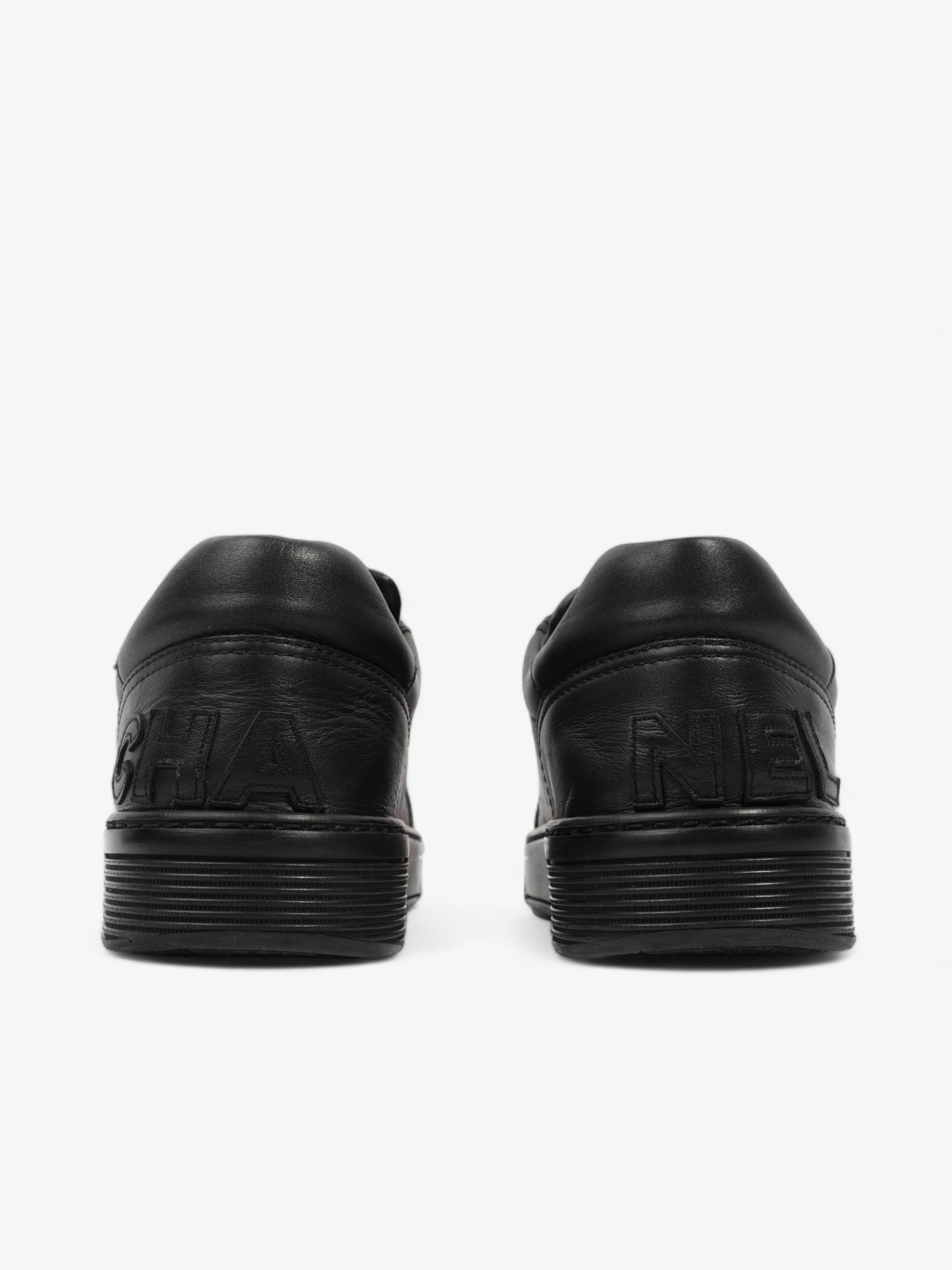 Chanel Low Top Sneaker Black Leather EU 43 UK 9