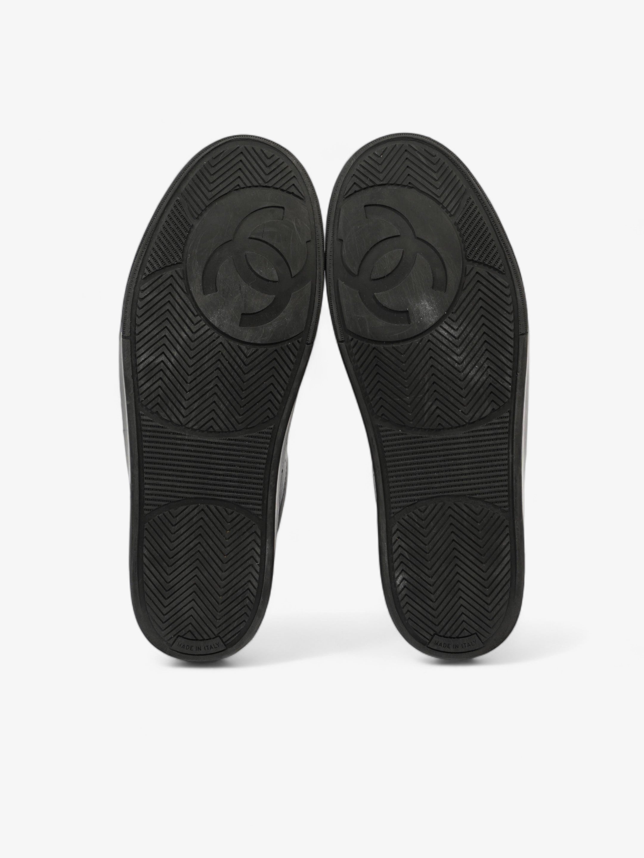 Chanel Low Top Sneaker Black Leather EU 43 UK 9