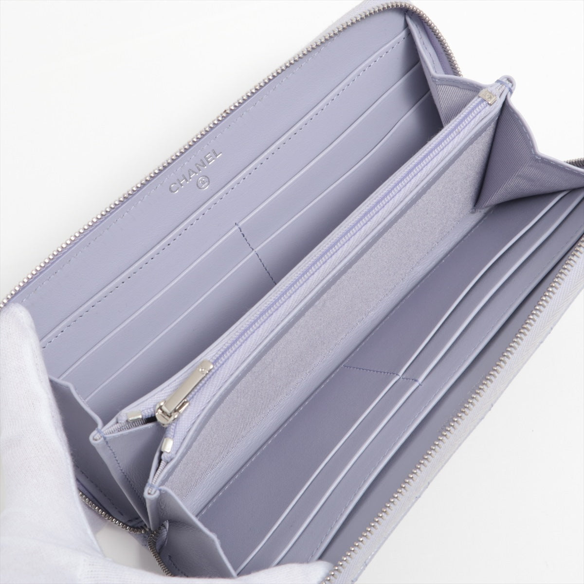 Chanel Caviar Classic Long Zipped Wallet Light Purple
