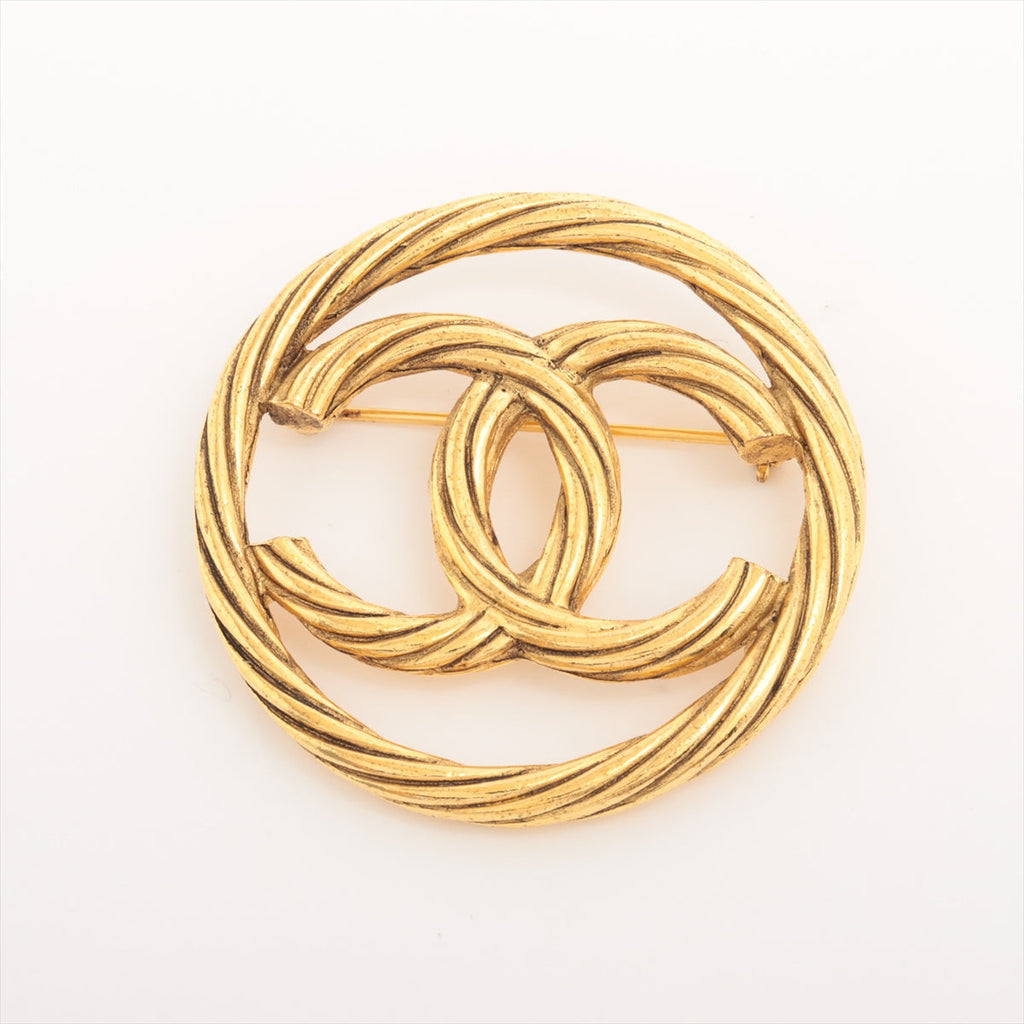 Chanel Coco Logo Brooch Yellow Gold Costume Jewellery